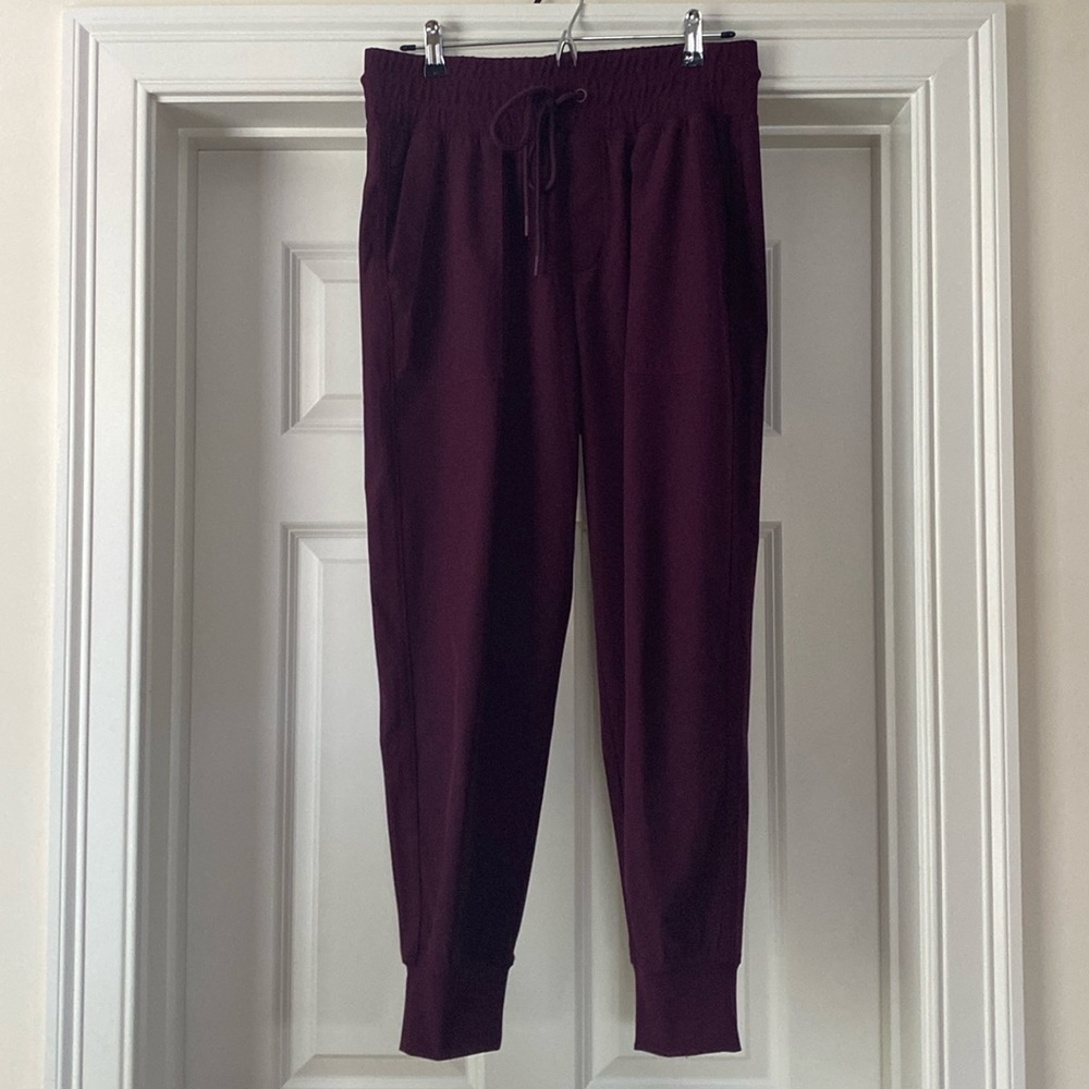 Lou & Grey joggers - Size Medium